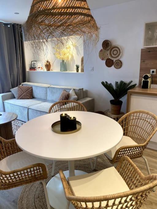Refuge Boheme Au Coeur Du Jura Apartment โมเรซ์ ภายนอก รูปภาพ